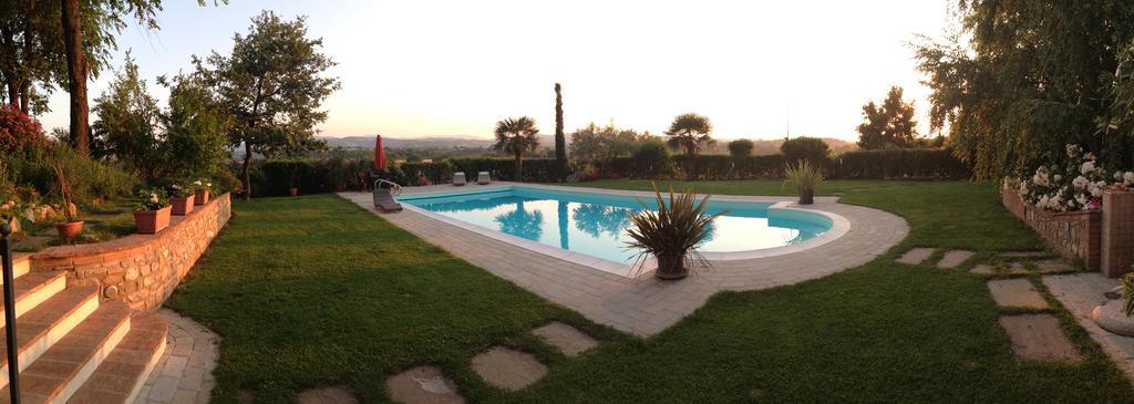 La Vedetta Bed And Breakfast Кастельветро-ди-Модена Экстерьер фото