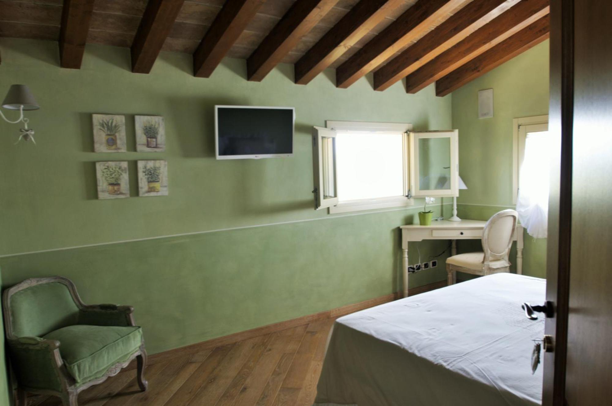 La Vedetta Bed And Breakfast Кастельветро-ди-Модена Экстерьер фото