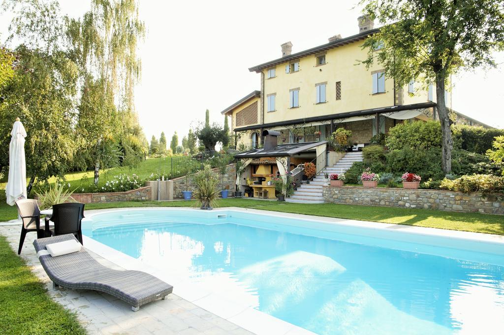 La Vedetta Bed And Breakfast Кастельветро-ди-Модена Экстерьер фото