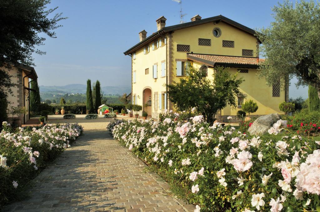 La Vedetta Bed And Breakfast Кастельветро-ди-Модена Экстерьер фото